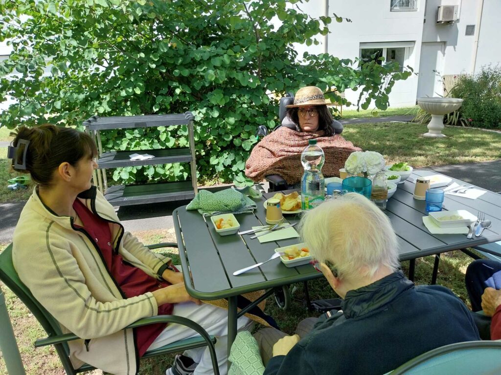 Cuisine au salon des jardins